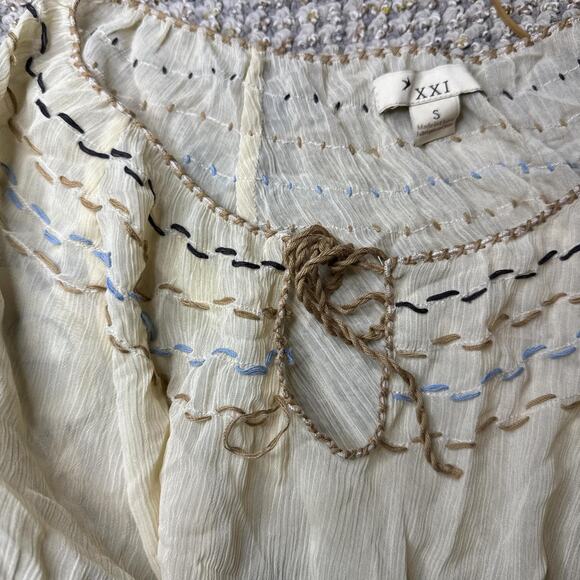 Gorgeous vintage y2k silky tan floral embroidered peasant babydoll slip top - Picture 8 of 8